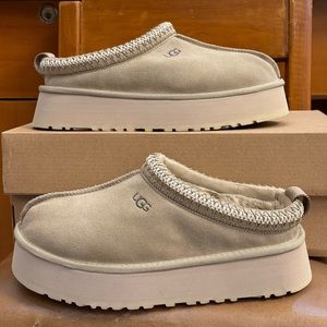 UGG Tazz Mustard Seed suede Platform Clog 😘SHIP SAME DAY😘
